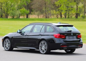 2018 BMW 330i xDrive Sports Wagon M Sport at No Reserve