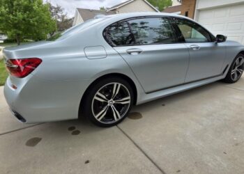 2018 BMW 740i xDrive M Sport Individual