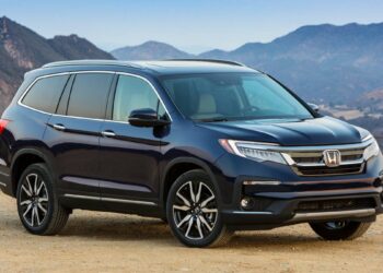 Honda Recalls Nearly 100,000 Vehicles Because Airbags Could Endanger Smaller Passengers