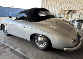Porsche 356 Speedster Replica by JPS Motorsports