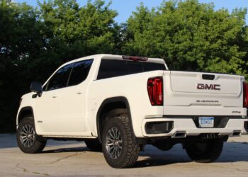 GMC Sierra 1500 Drops Regular Cab Orders as Current Model Begins Phase-Out