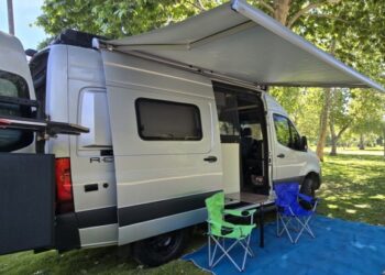 2020 Winnebago Revel 4×4