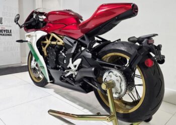 24-Mile 2021 MV Agusta Superveloce 800 75th Anniversary