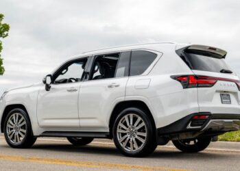 7k-Mile 2023 Lexus LX600 Ultra Luxury