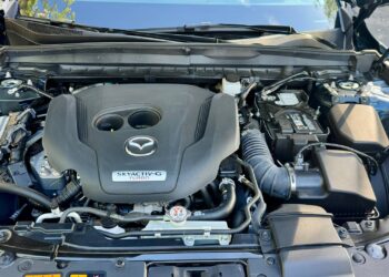 Mazda CX-50 Buyers Are Skipping the Turbo for Hybrid Power