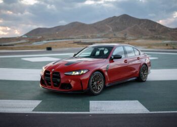 BMW Turned the BMW M3 CS Into Every Driving Purist’s Dream With the Handschalter