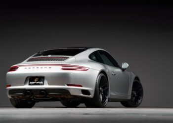2018 Porsche 911 Carrera 4 GTS Coupe 7-Speed
