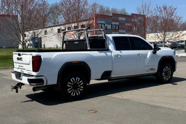 2025 GMC Sierra 3500HD Denali Ultimate Crew Cab Duramax 4×4