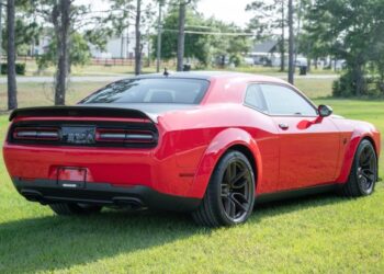 393-Mile 2023 Dodge Challenger SRT Hellcat Redeye Widebody Jailbreak