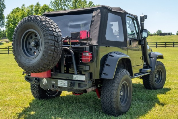 28k-Mile 2006 Jeep Wrangler Sport 4.0 6-Speed