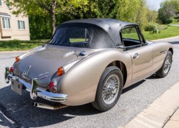 28-Years-Owned 1967 Austin-Healey 3000 BJ8 Mk III