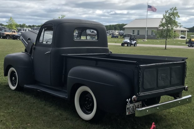 1948 Ford F-1 Pickup 4-Speed