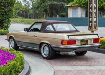 Euro 1985 Mercedes-Benz 500SL at No Reserve