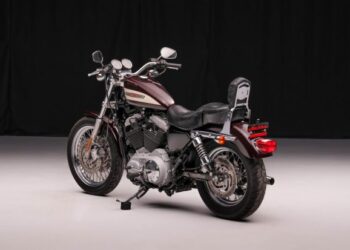 2005 Harley-Davidson Sportster 1200 Roadster at No Reserve