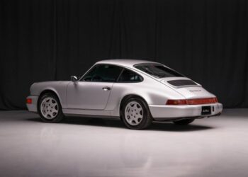 1990 Porsche 911 Carrera 4 Coupe 5-Speed