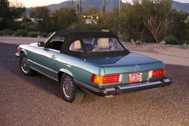 1986 Mercedes-Benz 560SL