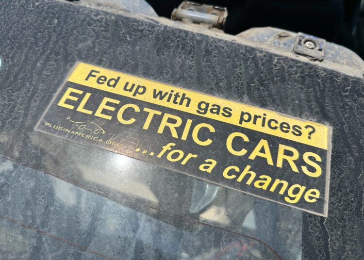 Someone Built an Electric Honda CRX Decades Before Tesla. It Ended Up in a Junkyard