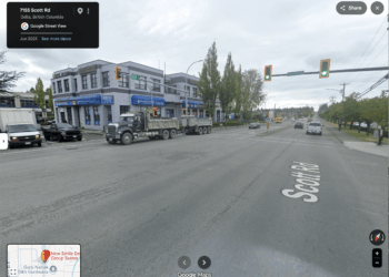 Crash Leaves Sportbike Hanging From Traffic Light in Accidental Trick-Shot Parking Job