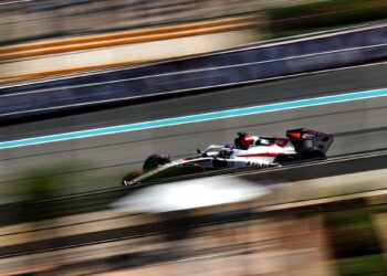 An F1 team boss’s fury at ‘absolute bulls***’ driver exit rumours
