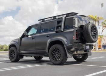 2022 Land Rover Defender 110 X-Dynamic HSE