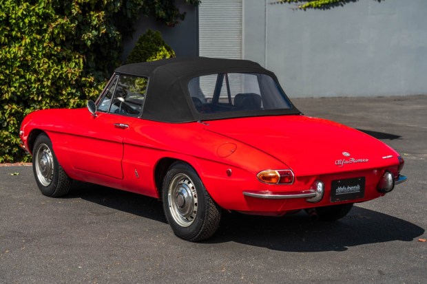 1969 Alfa Romeo 1750 Spider Veloce at No Reserve