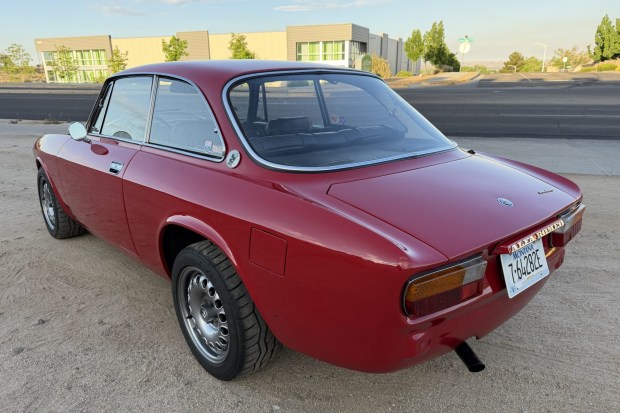 1974 Alfa Romeo GTV 2000
