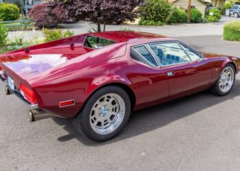 1971 DeTomaso Pantera at No Reserve
