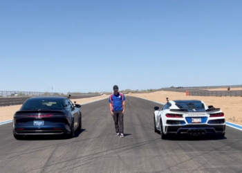 Lucid Air Sapphire Beats Corvette ZR1X With 8.99-Second Quarter-Mile Run