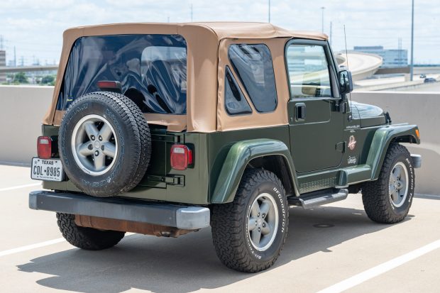 15k-Mile 1998 Jeep Wrangler Sahara 4.0 5-Speed at No Reserve