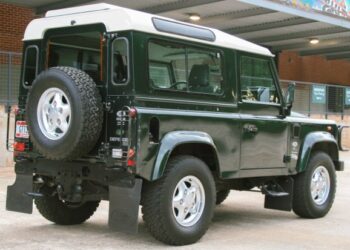 1999 Land Rover Defender 90 Td5 5-Speed