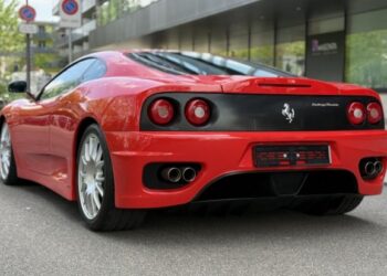 9k-Kilometer 2004 Ferrari 360 Challenge Stradale