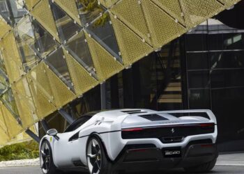Ferrari May Bring Back GTO And Build A More Hardcore F80