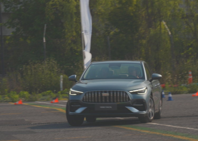Geely May Have Built a Hybrid Better Than Toyota