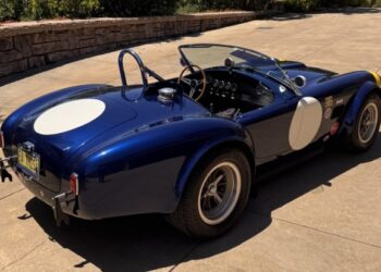 392-Powered ERA Cobra FIA