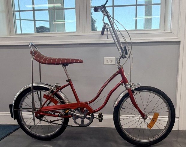 Collection of Five Schwinn Bicycles at No Reserve
