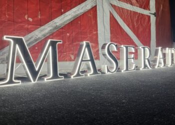 Illuminated Maserati Sign at No Reserve
