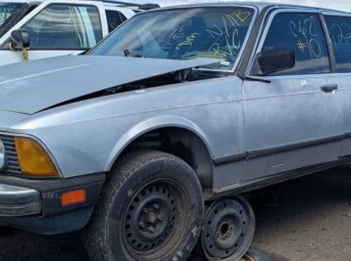 Junkyard Find: 1986 BMW L7