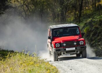 neos Grenadier Trailmaster X Arrives As A Hardcore Off-Roader Without The $200,000 Price