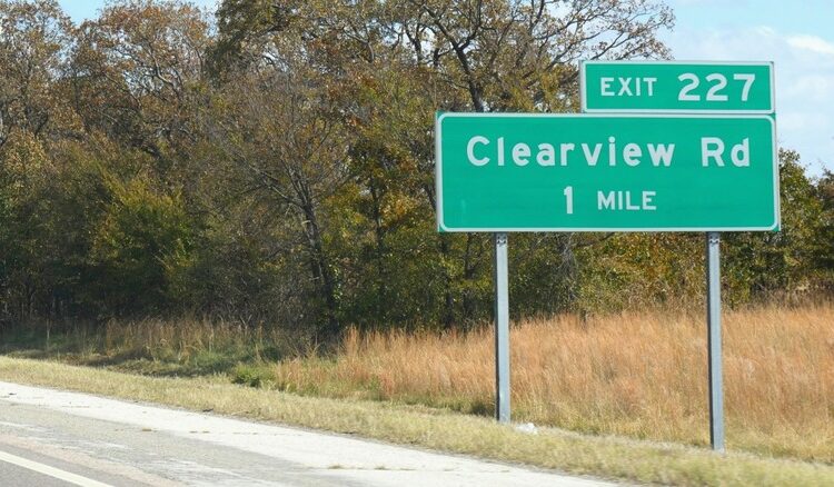 Do All Official U.S. Road Signs Use The Same Font And Design?