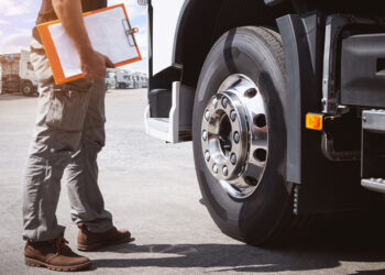 The Major Difference Between Semi Truck And Car Tires