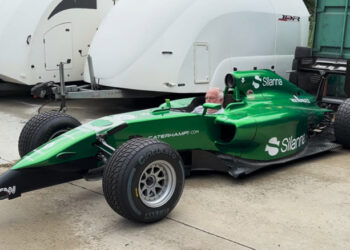 It Took A Decade To Find Enough Real Parts For This Home-Built F1 Car