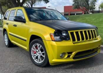 At $14,900, Would You Call It A Wrap On This 2009 Jeep Grand Cherokee SRT-8?