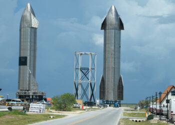 Texas Homeowners Sue SpaceX For Damage From Rocket Launches