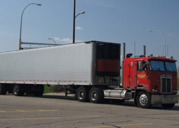 Why Cab-Over Semi-Trucks Have Nearly Disappeared In America