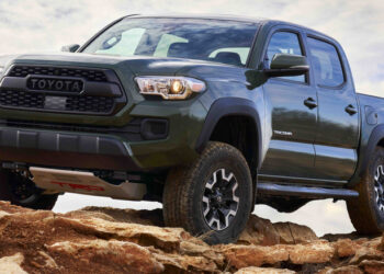 Toyota Tacoma Vs Chevy Colorado: Which 2021 Midsized Pickup Depreciated Faster?