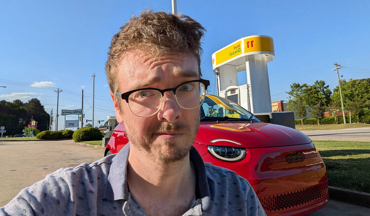 Even The Nearly Perfect 2024 Fiat 500e Has Flaws, Downsides, And Even The Occasional Con