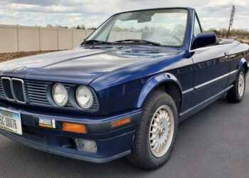 At $8,950, Is This 1992 BMW 318i Convertible A Good Deal Because E30s Rule?
