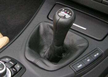 Where Can You Go To Learn To Drive A Stick Shift Car?