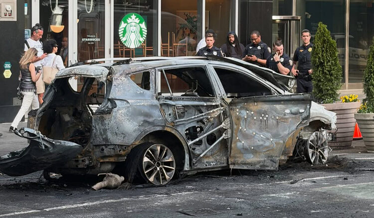 SUV Explosion Rocks Wall Street, No One Hurt Includling Stock Market