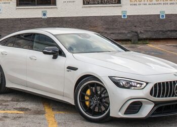 Choose Your Heavily Depreciated Fighter: $43k AMG GT53 With An Inline-6 Or $69k AMG GT63 With A V8